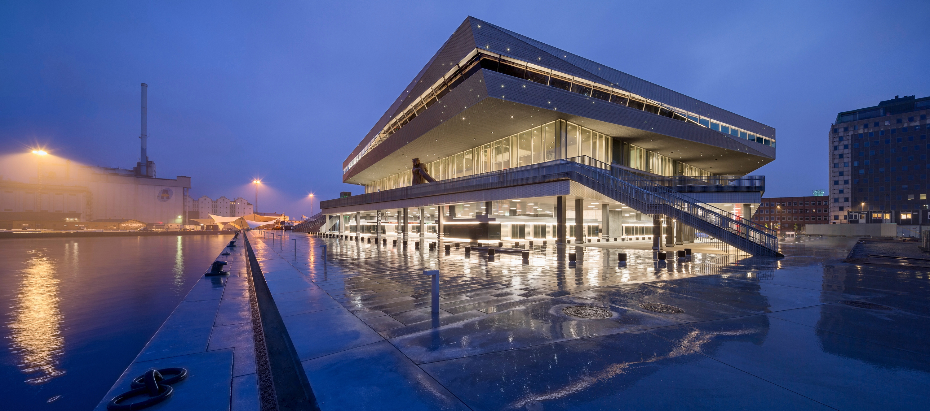 Aarhus Public Libraries NS 07817 (1) (1)
