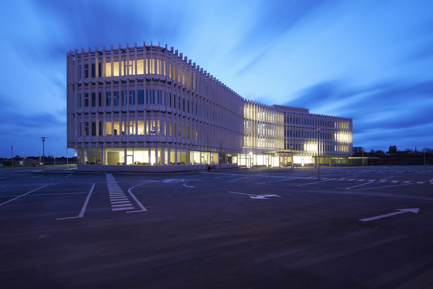 Sustainability, indoor climate and energy